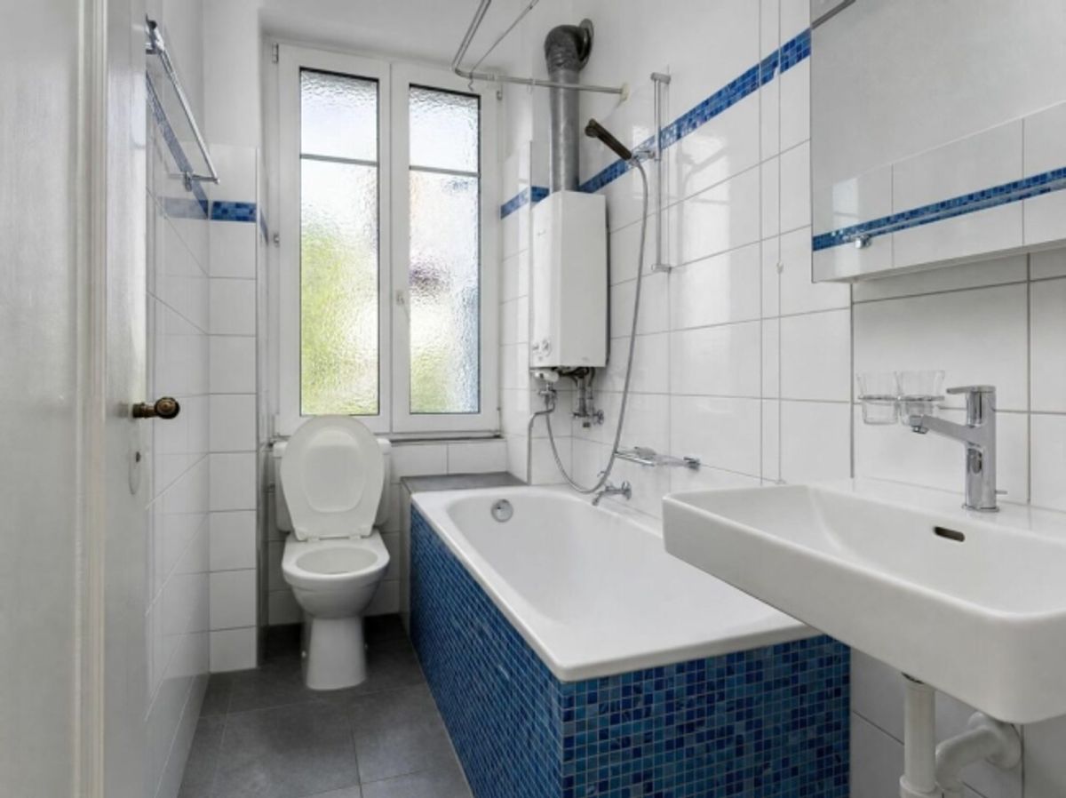 Tolle und sonnige Altbauwohnung mit Charme  - Nähe KSW - 9