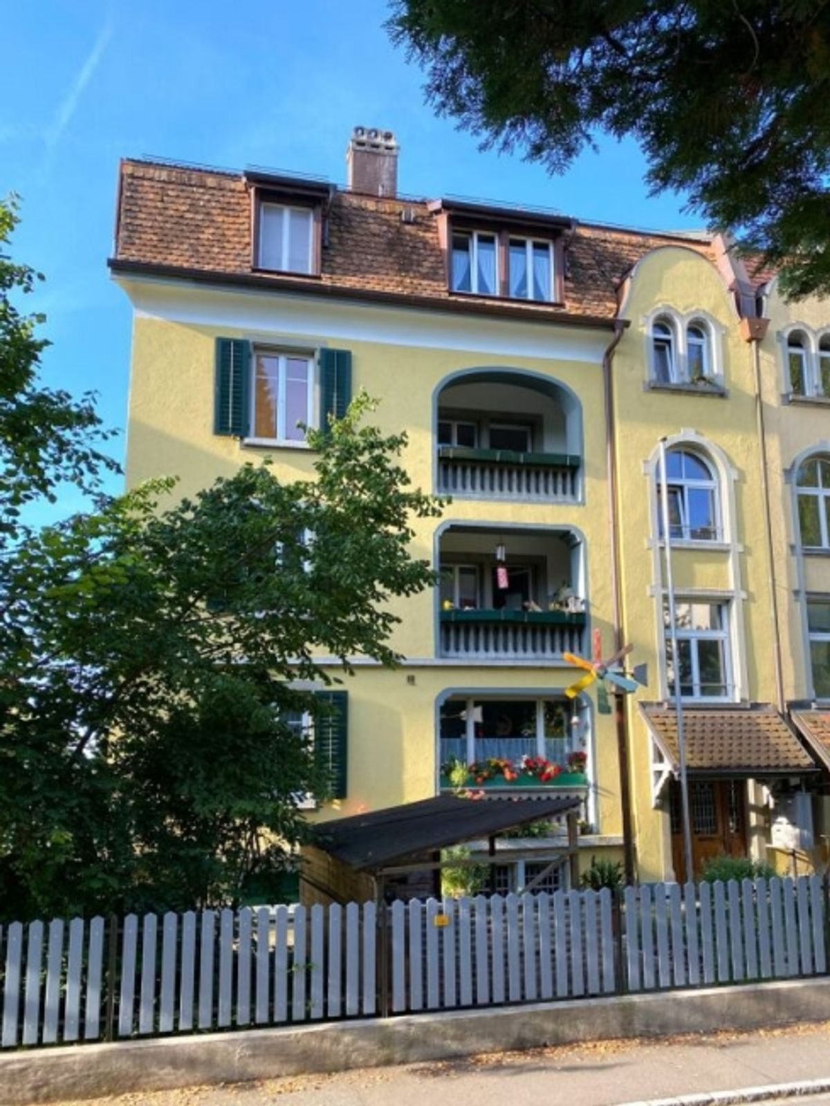 Tolle und sonnige Altbauwohnung mit Charme  - Nähe KSW - 11