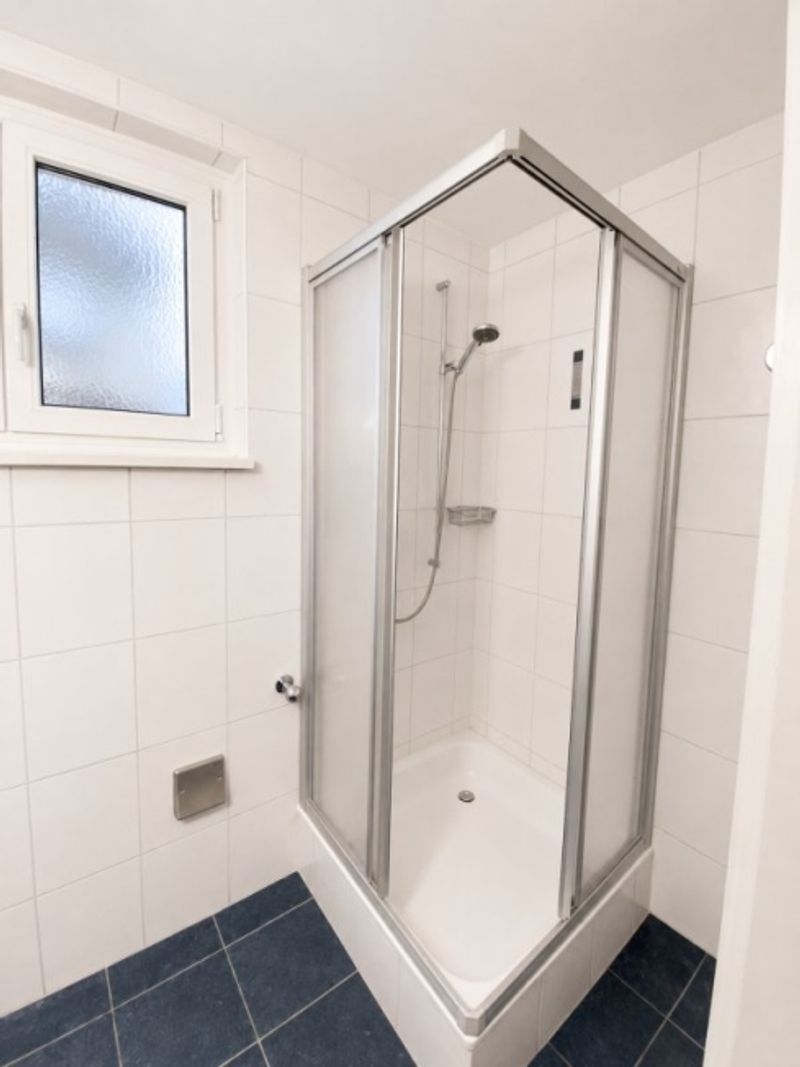 Attraktive 3-Zimmerwohnung im 1. OG unmittelbar von Basel - Binningen/Dorenbach - 7