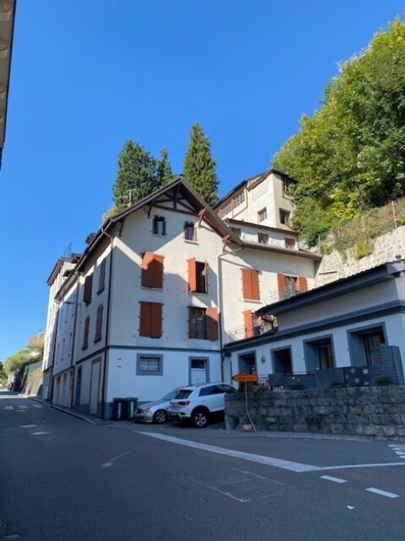 Charmantes 2.5-Zimmer-Apartment mit Balkon und Blick in Montreux-Territet - 1