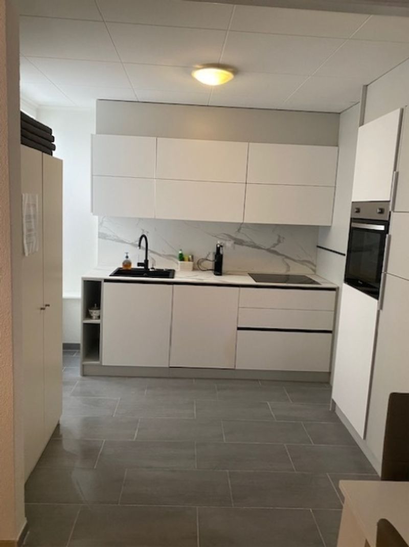 Charmantes 2.5-Zimmer-Apartment mit Balkon und Blick in Montreux-Territet - 4