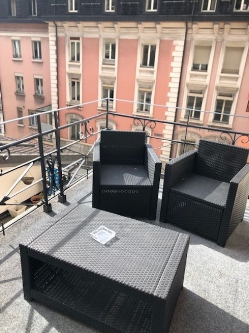 Charmantes 2.5-Zimmer-Apartment mit Balkon und Blick in Montreux-Territet - 5