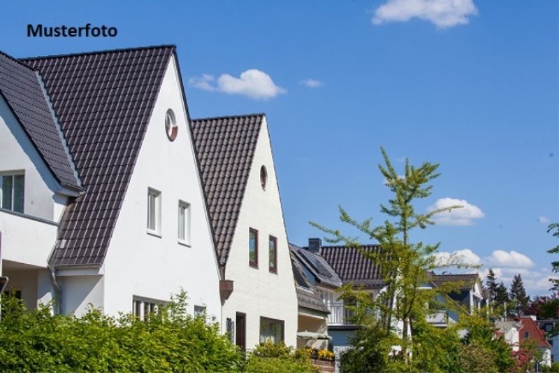 *Wohnhaus* - 1