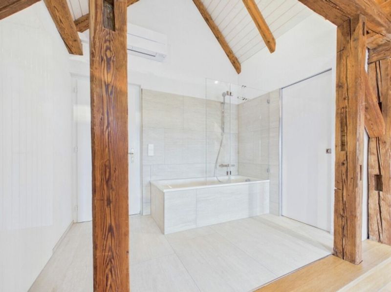 Stilvolle Maisonette-Wohnung in Thalwil - 165 m² Wohngefühl mit historischem Charme & modernem Komfort - 12