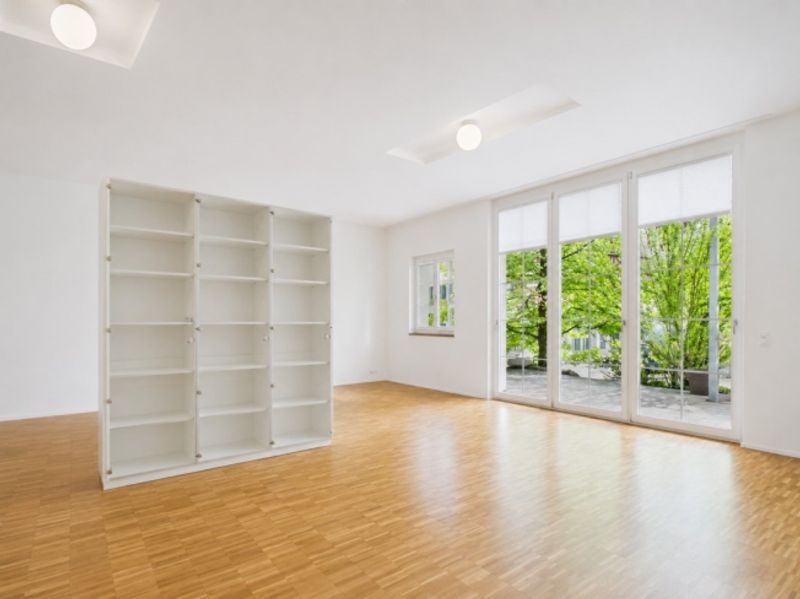 Grosszügiges Wohnen mit Loft - Charakter und Terrasse in Thalwil - 8