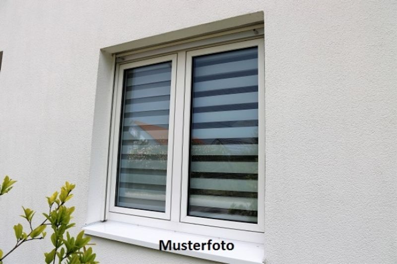 *Einfamilienhaus* - 1