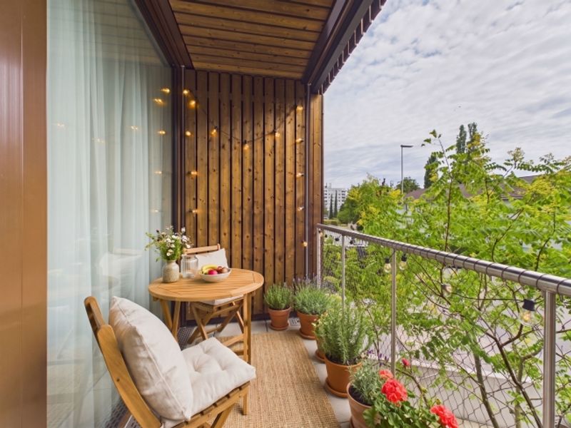 Exklusive 3.5-Zimmer-Wohnung in Binningen mit Loggia & Balkon - 9