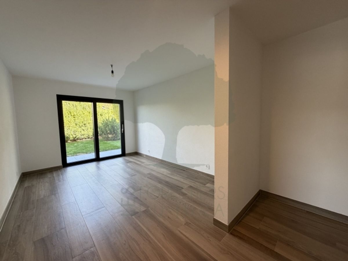 Wunderschöne 4,5-Zimmer-Luxuswohnung mit Terrasse und Garten - 10