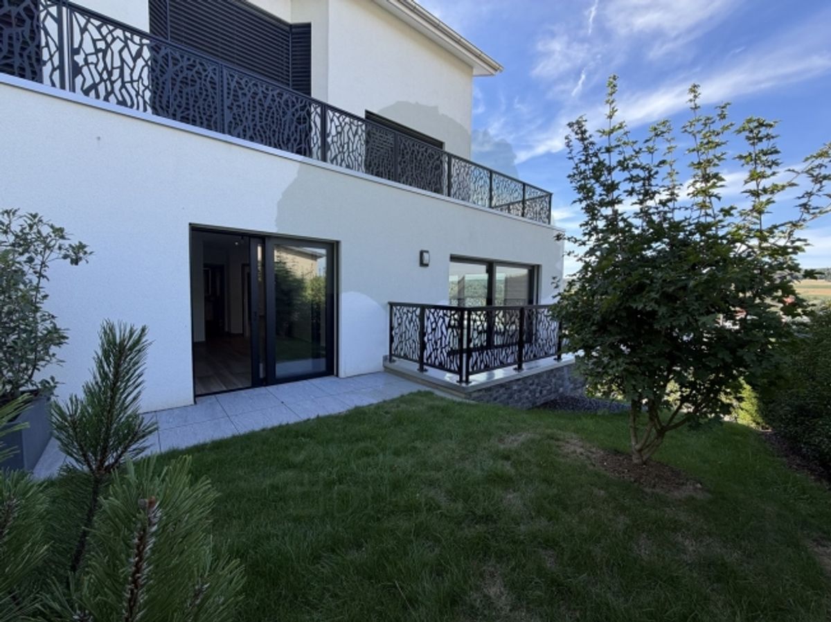 Wunderschöne 4,5-Zimmer-Luxuswohnung mit Terrasse und Garten - 14