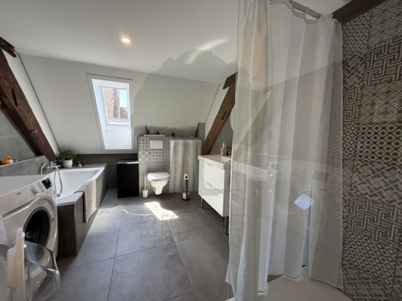 Renoviertes 2,5-Zimmer-Apartment mit Terrasse im Herzen von Porrentruy - 10