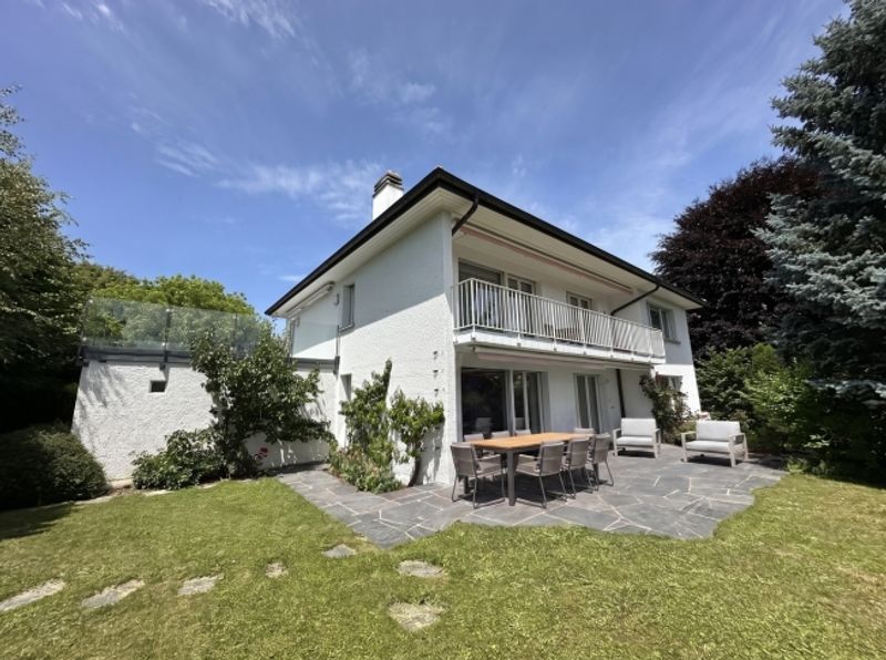 Anwesen mit zwei 4,5 Zimmerwohnungen, grossem Garten und Swimmingpool - 3