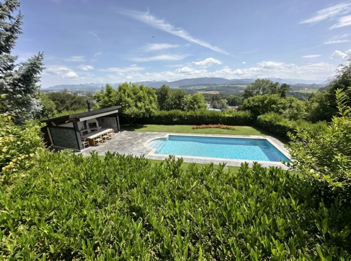 Anwesen mit zwei 4,5 Zimmerwohnungen, grossem Garten und Swimmingpool - 3