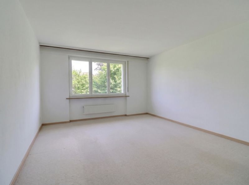Anwesen mit zwei 4,5 Zimmerwohnungen, grossem Garten und Swimmingpool - 11