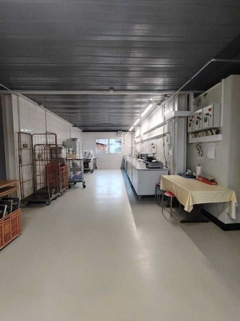 Zu vermieten – Voll ausgestattete Bäckerei / Konditorei in Sion - 1