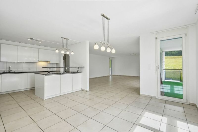 4.5 Zimmer-Wohnung an ruhiger und familienfreundlicher Lage - 3