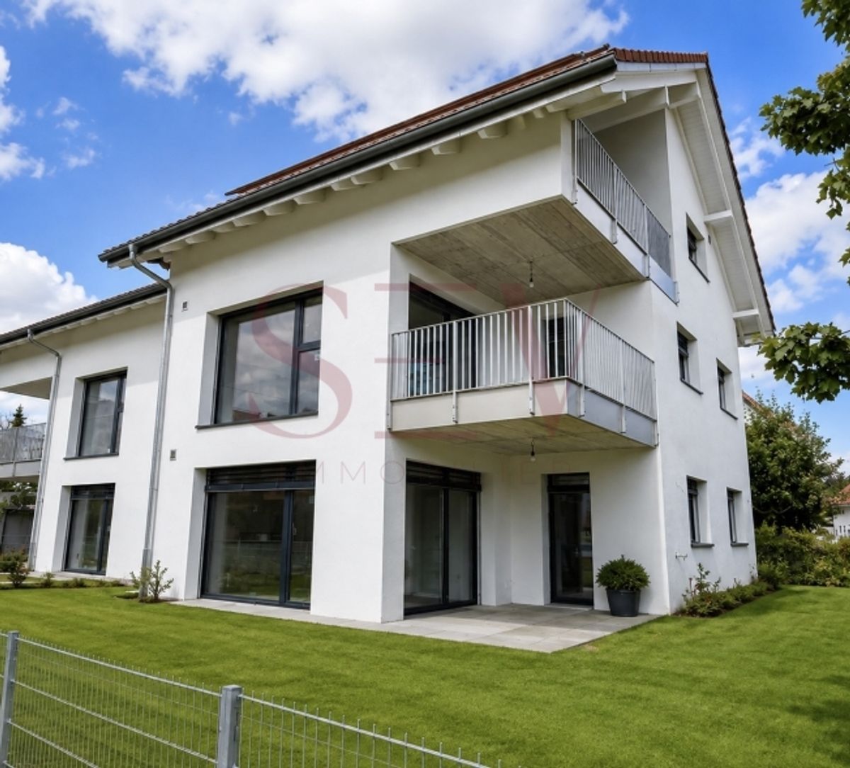 OFFENE TÜR, Wunderschöne 3.5-Zimmer-Neubauwohnung mit Terrasse & Garten - 0