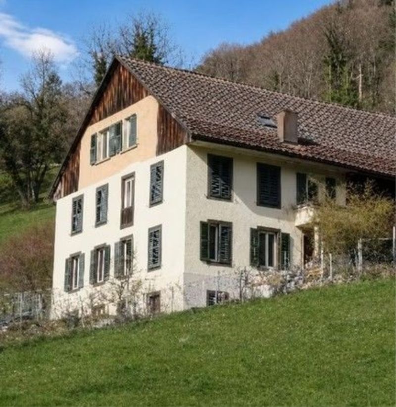 *Wohnung* - 1