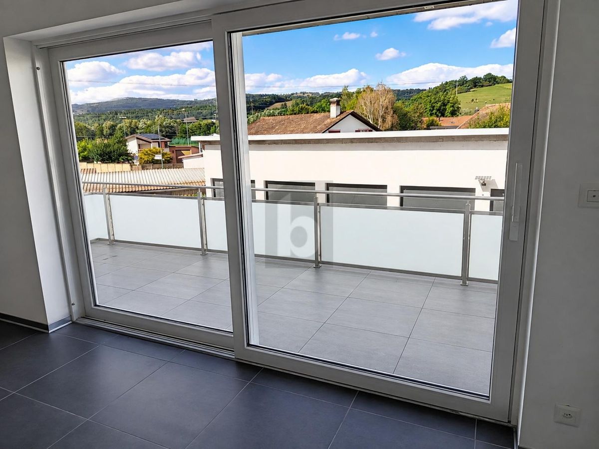 EXCLUSIF, LUMINEUX AVEC BALCON - 3