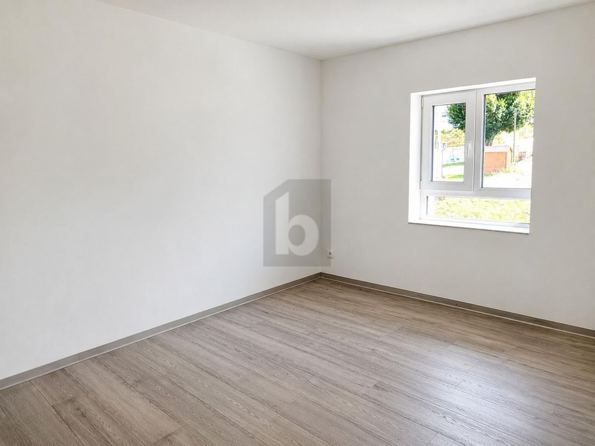 EXCLUSIF, LUMINEUX AVEC BALCON - 4