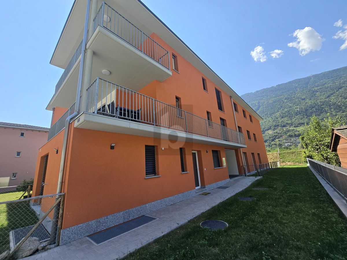 ACCOGLIENTE E MODERNO IN POSIZIONE SOLEGGIATA - 0