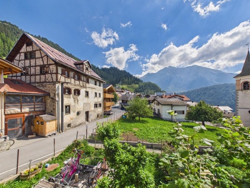 UNIKAT MIT ZWEITWOHNUNGSSTATUS - 1