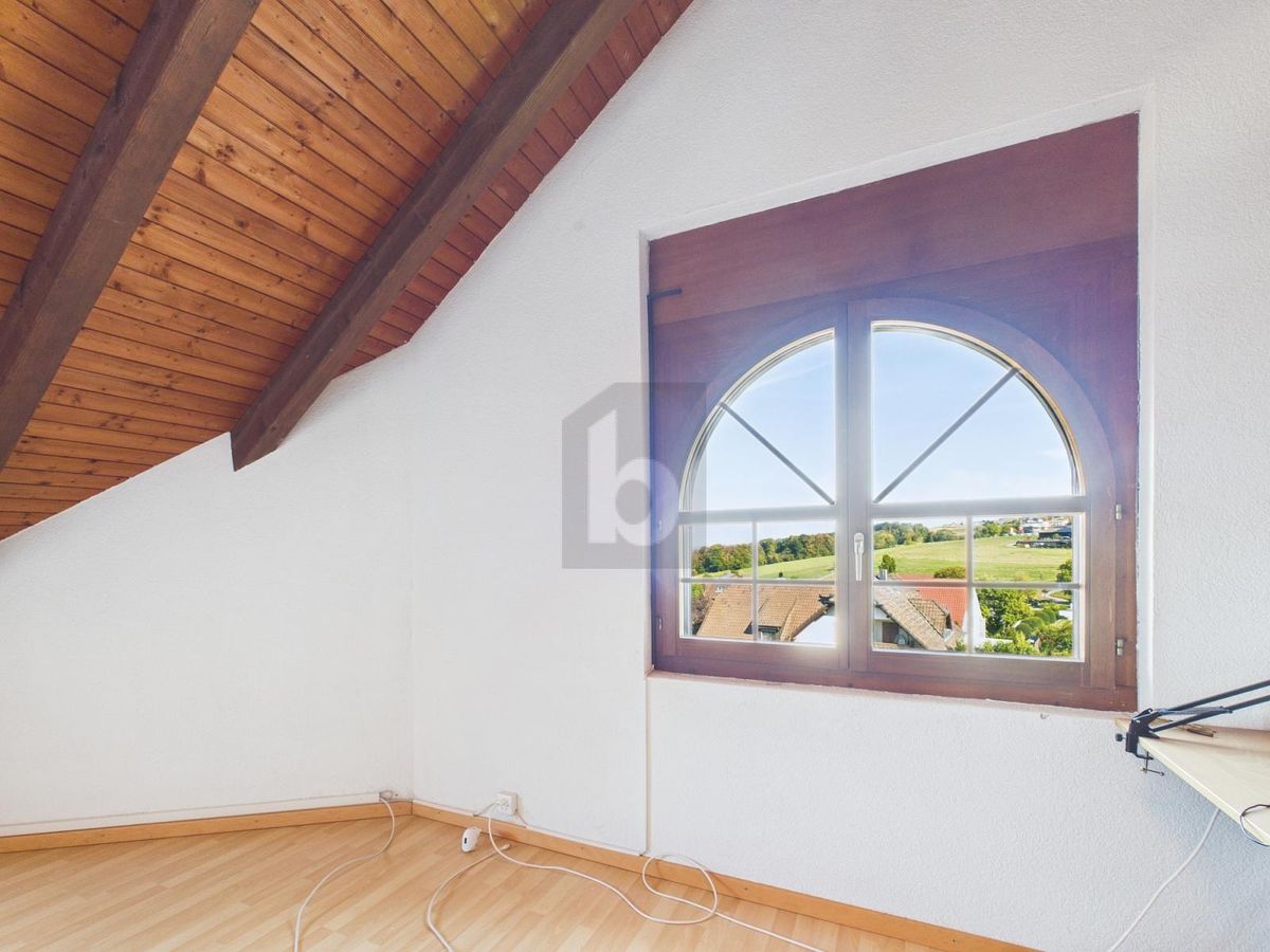 MIT GALERIE, CHEMINÉE UND SONNIGEM BALKON! - 1
