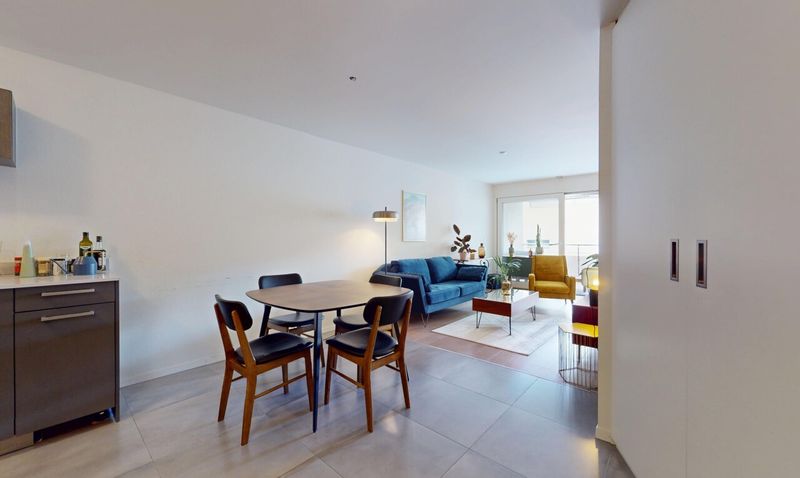 Contemporary apartment near the city center - 1
