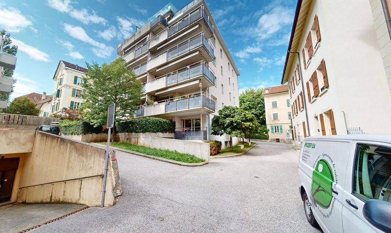 Contemporary apartment near the city center - 9