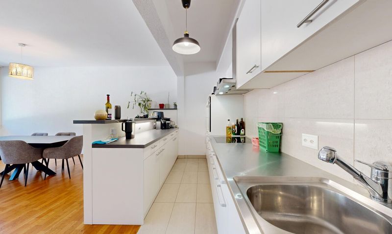 A bright family flat just a stone’s throw from all the amenities - 4