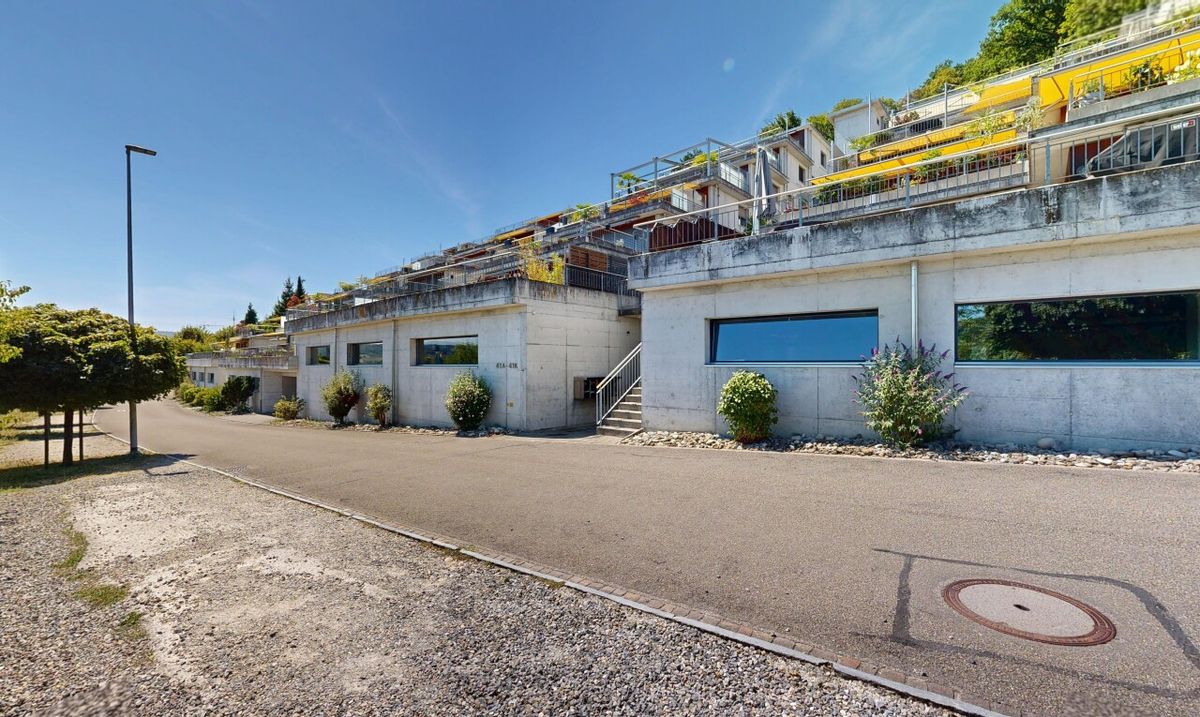 Terrassenwohnung mit Panorama und viel Wohnqualität - 1