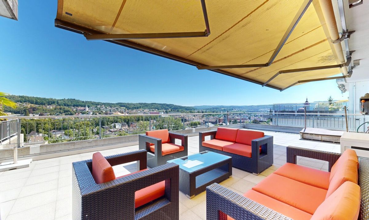 Terrassenwohnung mit Panorama und viel Wohnqualität - 2