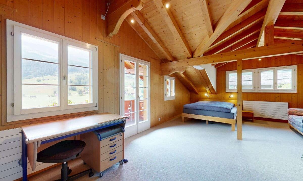 Familiäres Wohnen mit Einliegerwohnung und Bergpanorama - 8