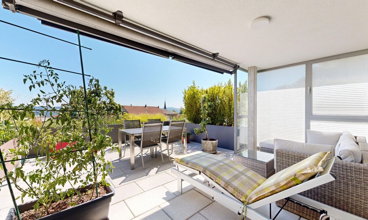 Exklusive 4.5-Zimmer-Terrassenwohnung mit grosszügigem Aussenbereich - 3