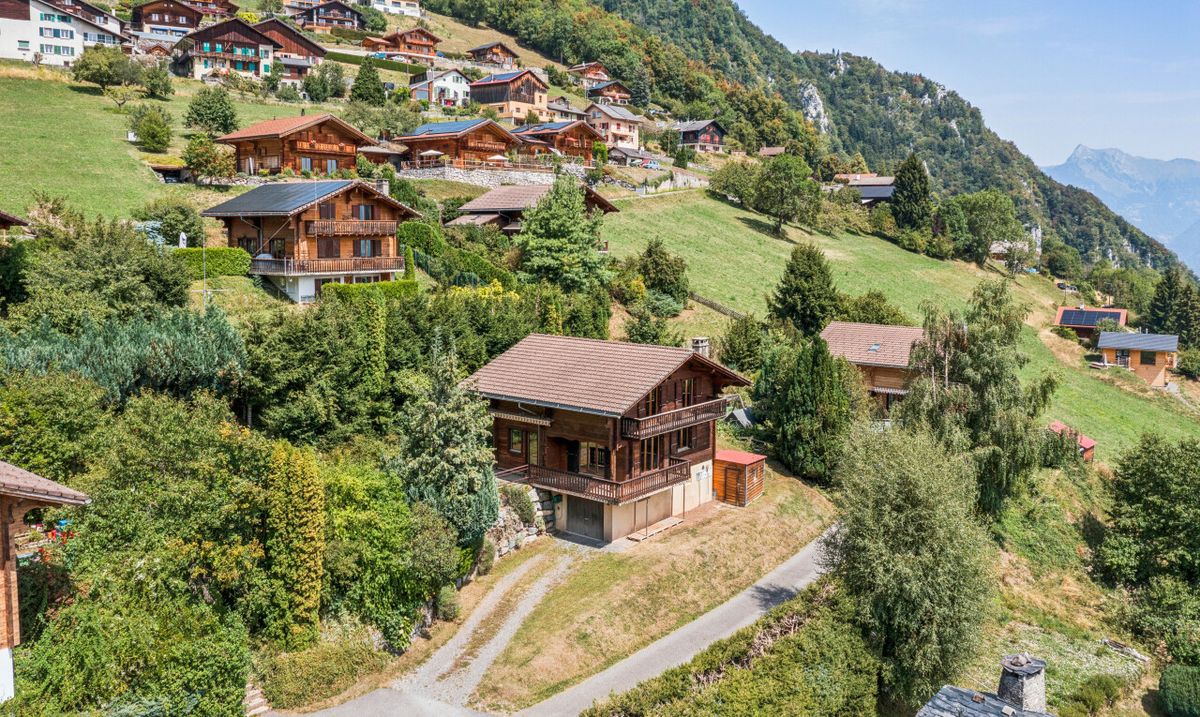 Chalet in Miex: Absolute Ruhe und Panoramablick auf die Berge - 2