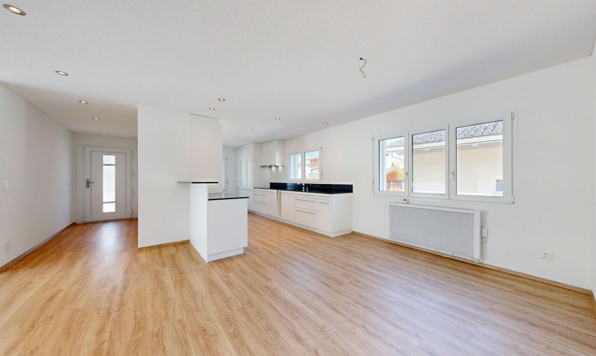Einfamilienhaus mit über 260 m² Nutzfläche und grosser Garage - 4