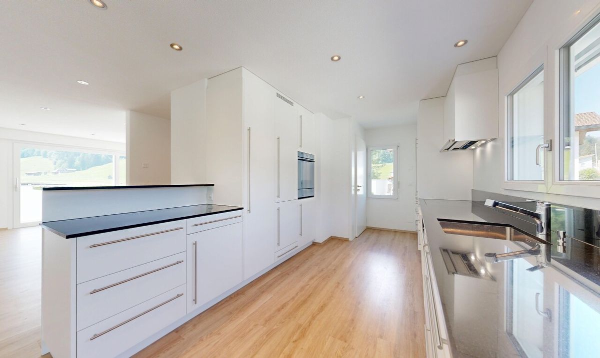 Einfamilienhaus mit über 260 m² Nutzfläche und grosser Garage - 6
