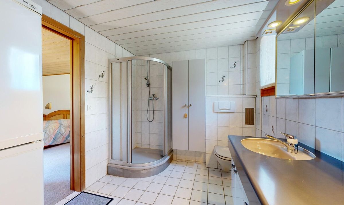 Einfamilienhaus mit Chalet Charakter. Sonnenlage mit Weitsicht - 9