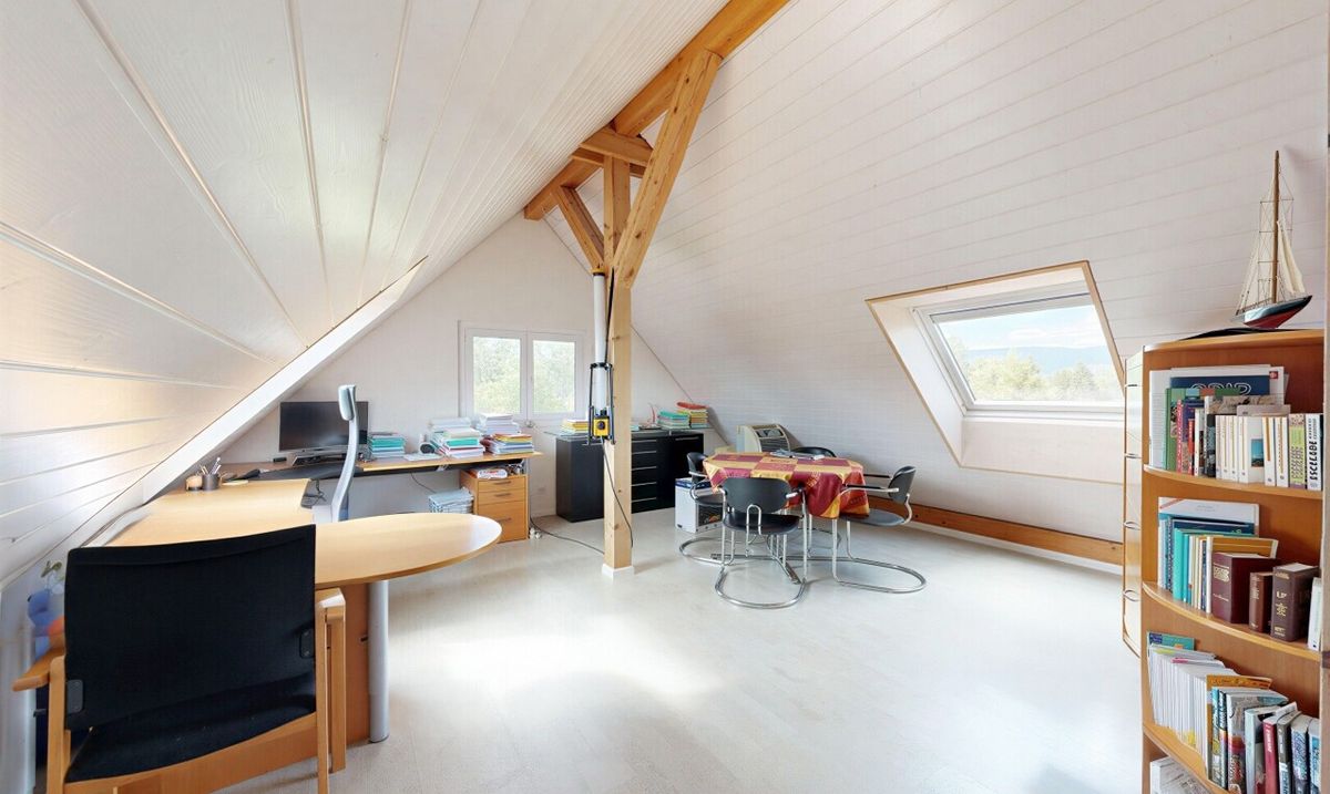 Aussergewöhnliche 5.5-Zimmer-Maisonette mit Wellnessbereich - 9
