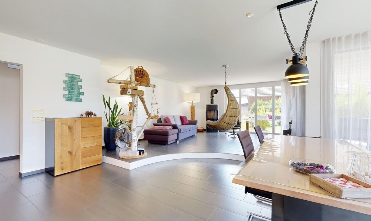 Top gepflegtes 7-Zimmer-EFH mit separatem Studio und grossem Umschwung - 4
