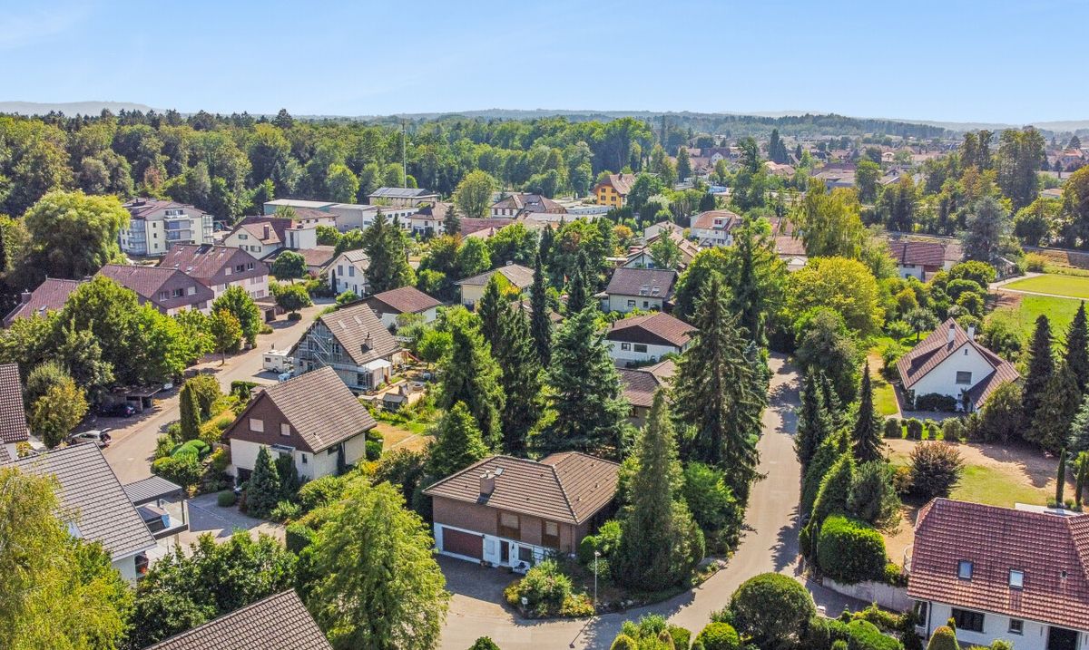 Freistehendes Einfamilienhaus auf 1'127 m² Traumgrundstück - 2