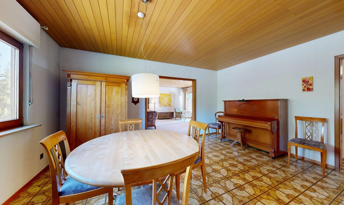 Freistehendes Einfamilienhaus auf 1'127 m² Traumgrundstück - 7