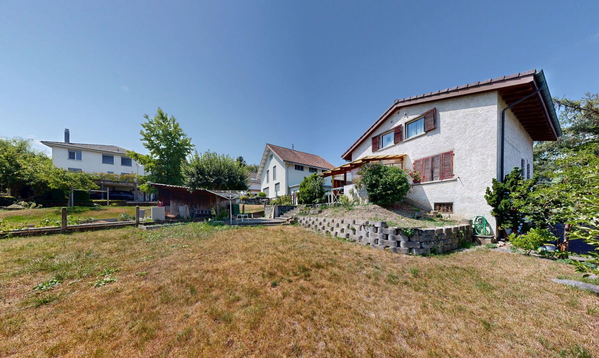 Freistehendes Einfamilienhaus an begehrter Lage in Liebefeld - 2