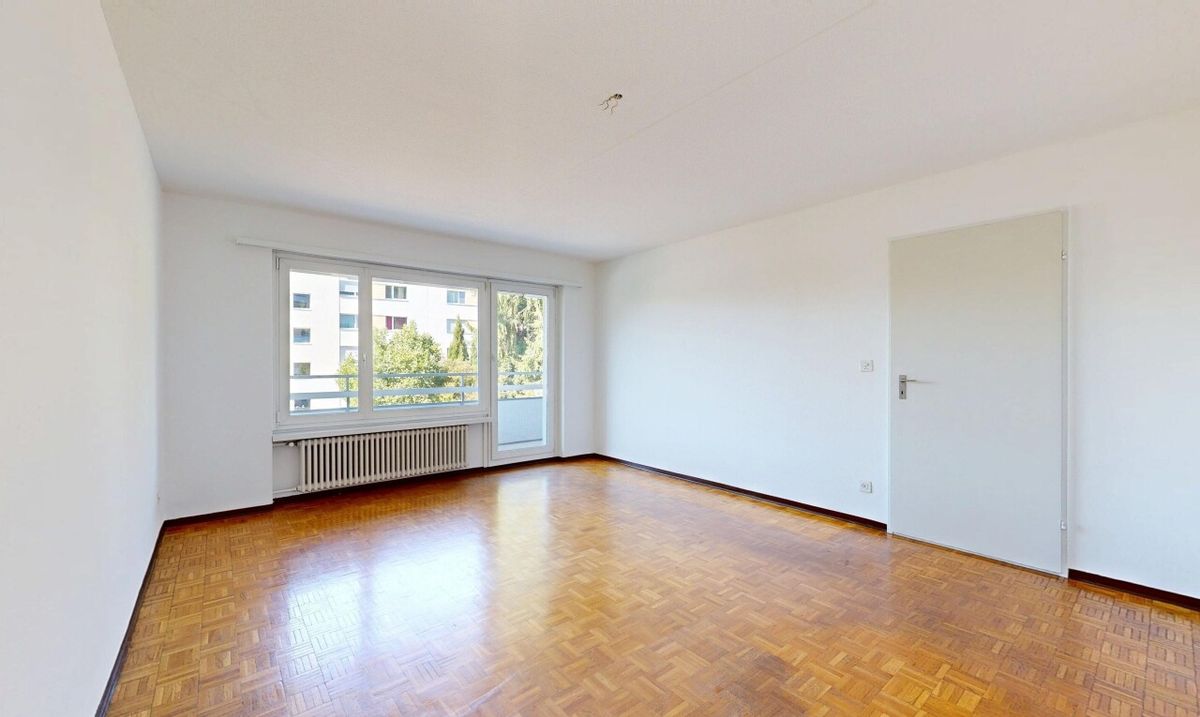 3-Zimmer-Wohnung mit Potenzial und schöner Aussicht ins Grüne - 2