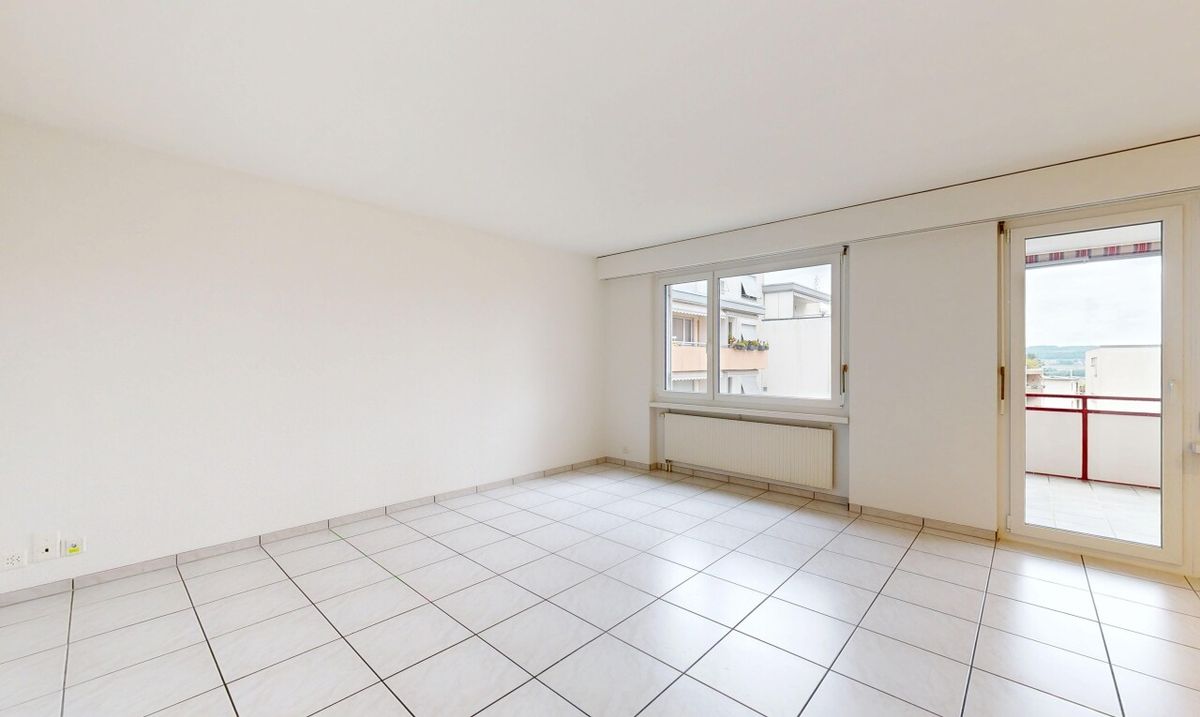 Lichtdurchflutete 4.5 Zimmer Wohnung in Bettlach - 3