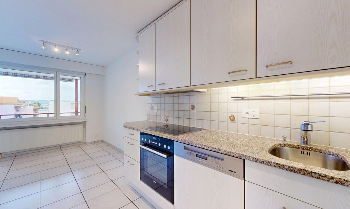 Lichtdurchflutete 4.5 Zimmer Wohnung in Bettlach - 6