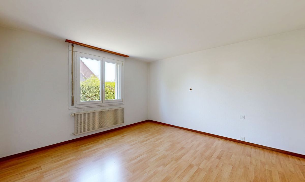 Zweifamilienhaus im Herzen von Studen - 4