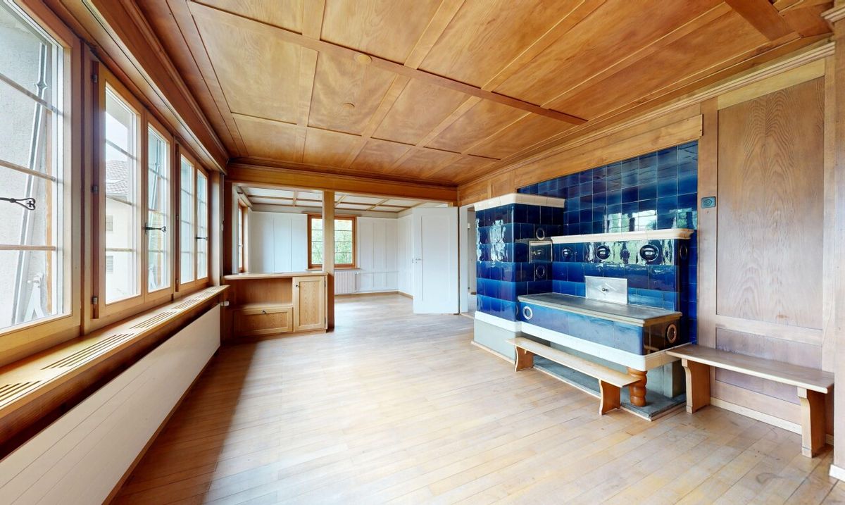 5.5-Zimmer-Einfamilienhaus mit grossem Grundstück und viel Potenzial - 6