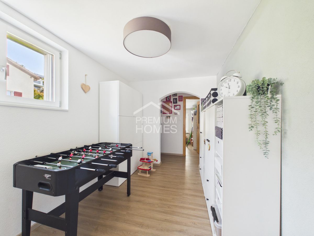 WO KINDERLACHEN ZU HAUSE IST - 8