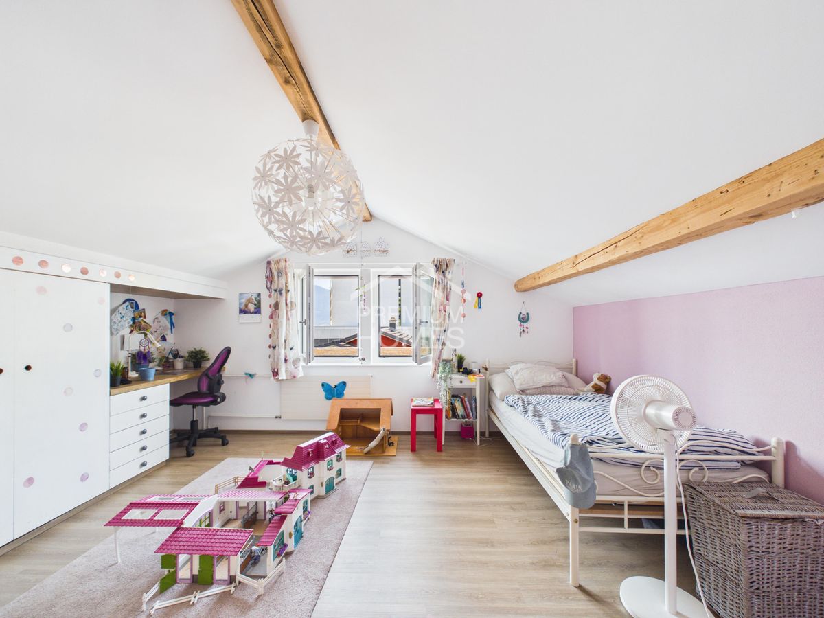 WO KINDERLACHEN ZU HAUSE IST - 11