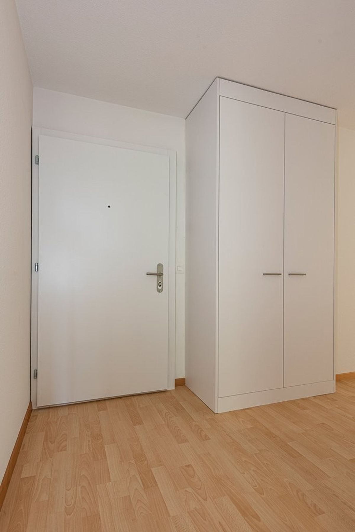Charmante 2.5-Zimmer-Wohnung in Fehraltorf - 3